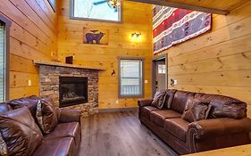 Dancing Bear Cabin- Relax & Enjoy!